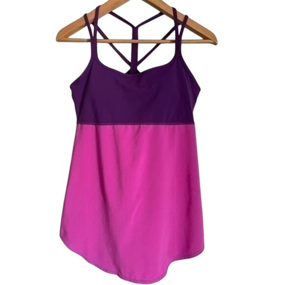 Lucy Tank Women’s Medium Purple and Pink Built in Sports Bra Lightweight - Picture 1 of 6
